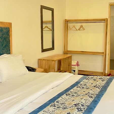 Hotel Palam Hills Лех Экстерьер фото