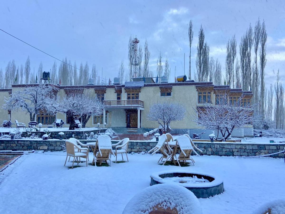Hotel Palam Hills Лех Экстерьер фото