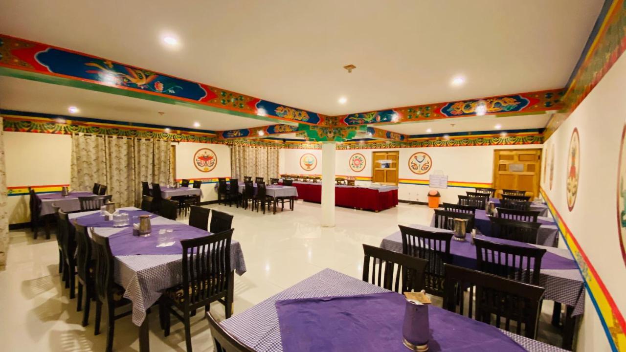 Hotel Palam Hills Лех Экстерьер фото