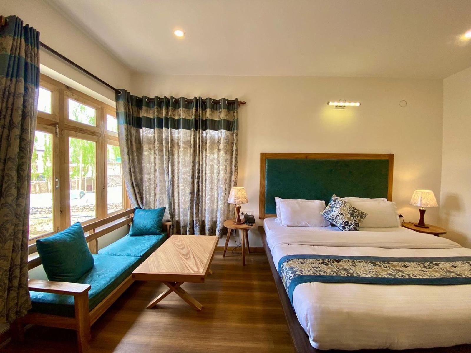 Hotel Palam Hills Лех Экстерьер фото