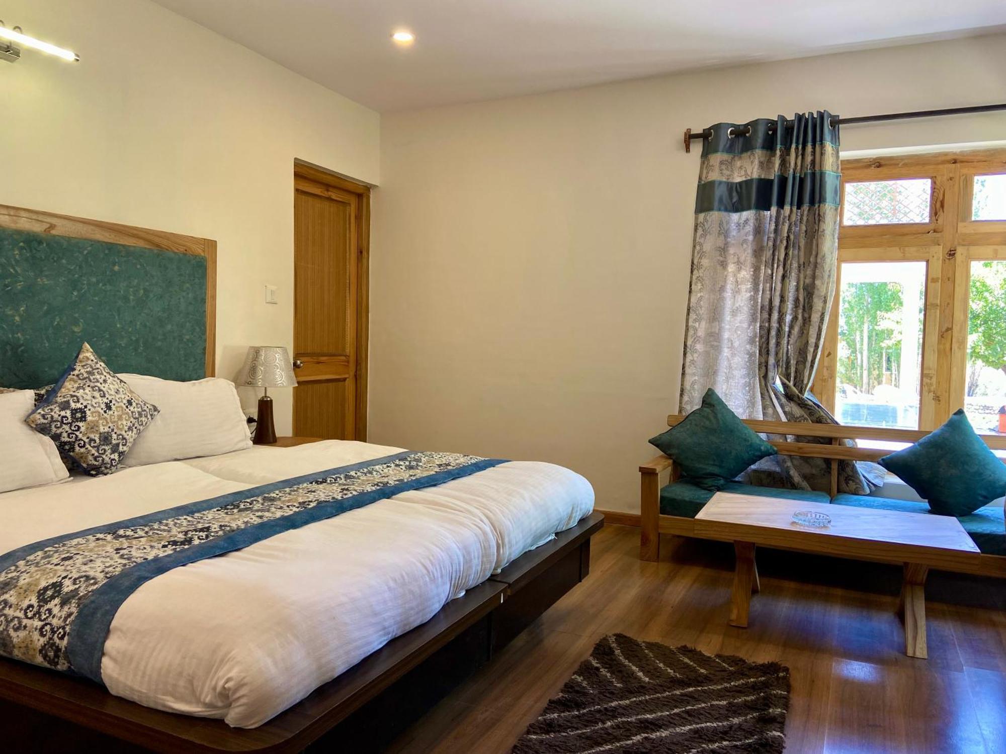 Hotel Palam Hills Лех Экстерьер фото