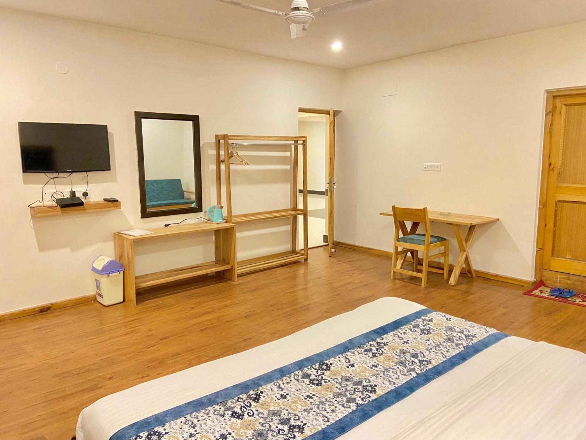 Hotel Palam Hills Лех Экстерьер фото