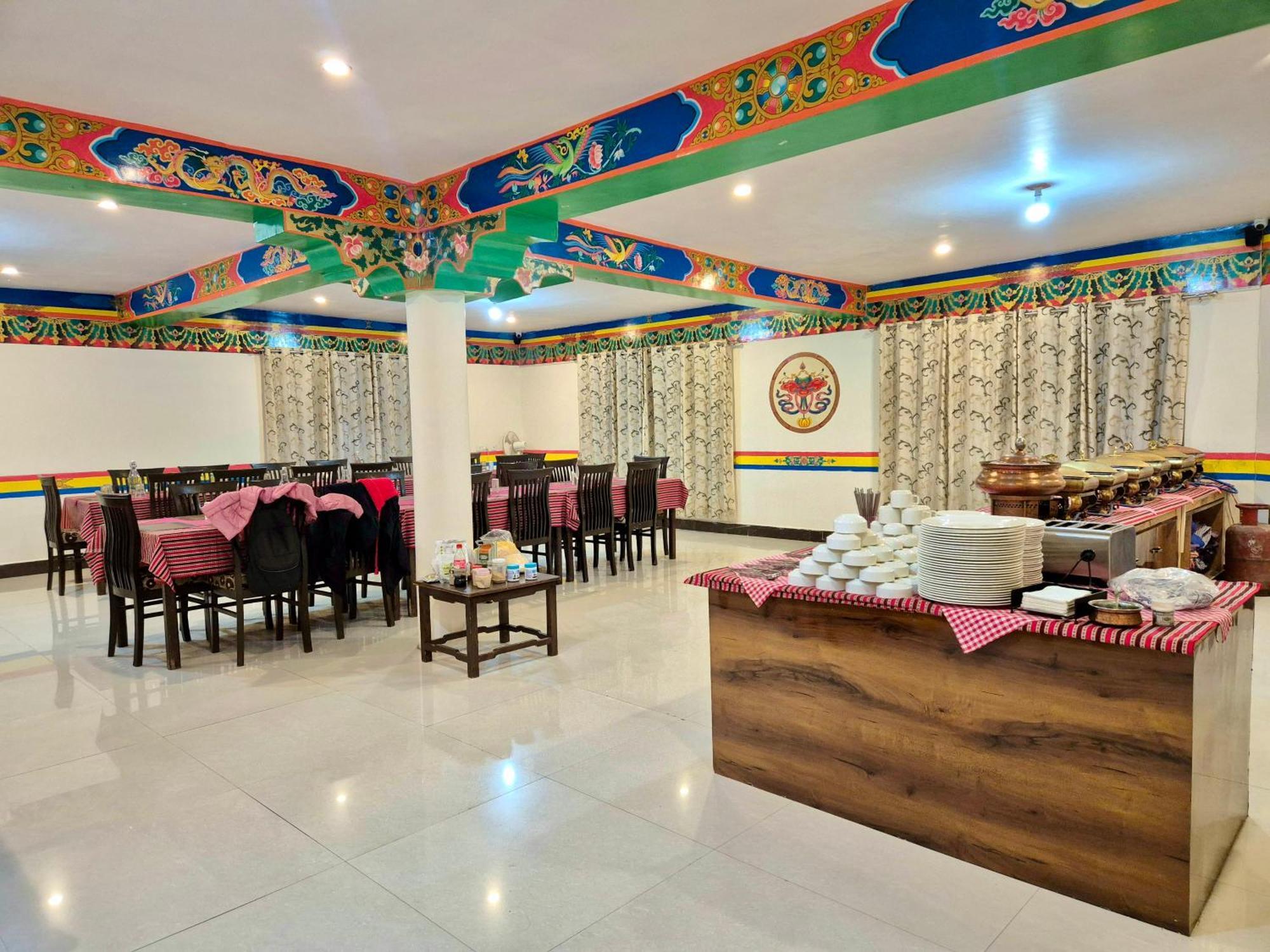 Hotel Palam Hills Лех Экстерьер фото